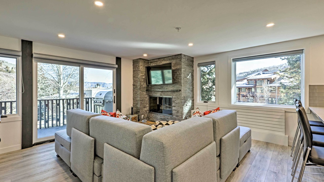 Photo of Livingroom in Snowmass Village