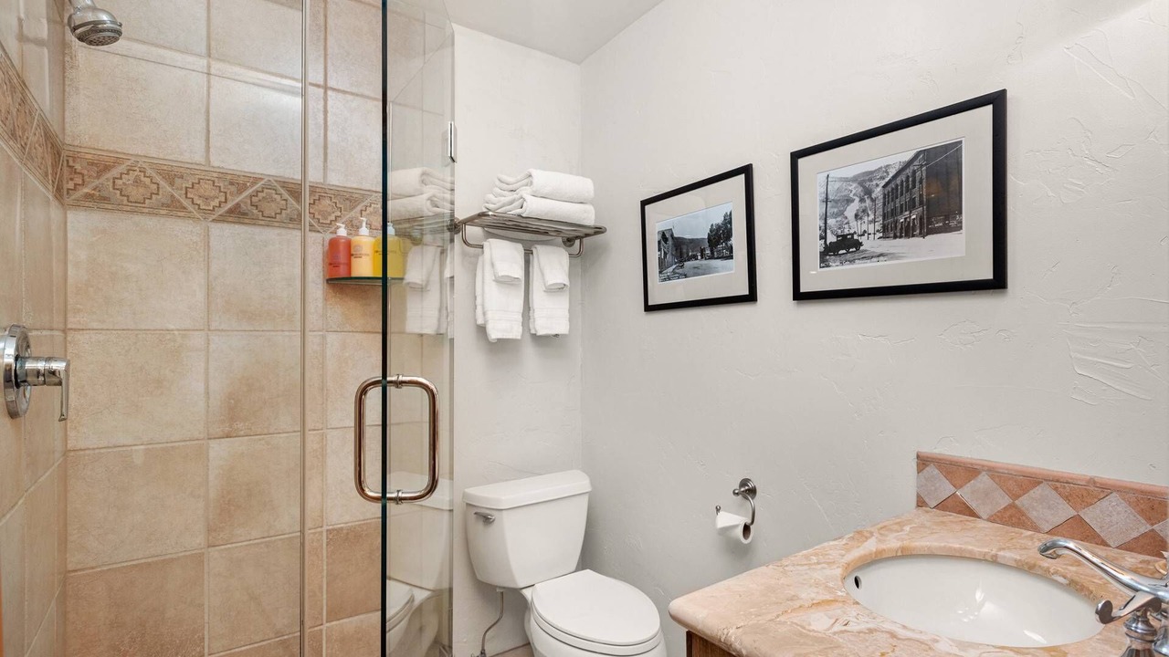Photo of Bathroom in Aspen