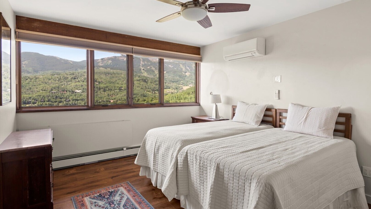 Photo of Bedroom in Snowmass Village