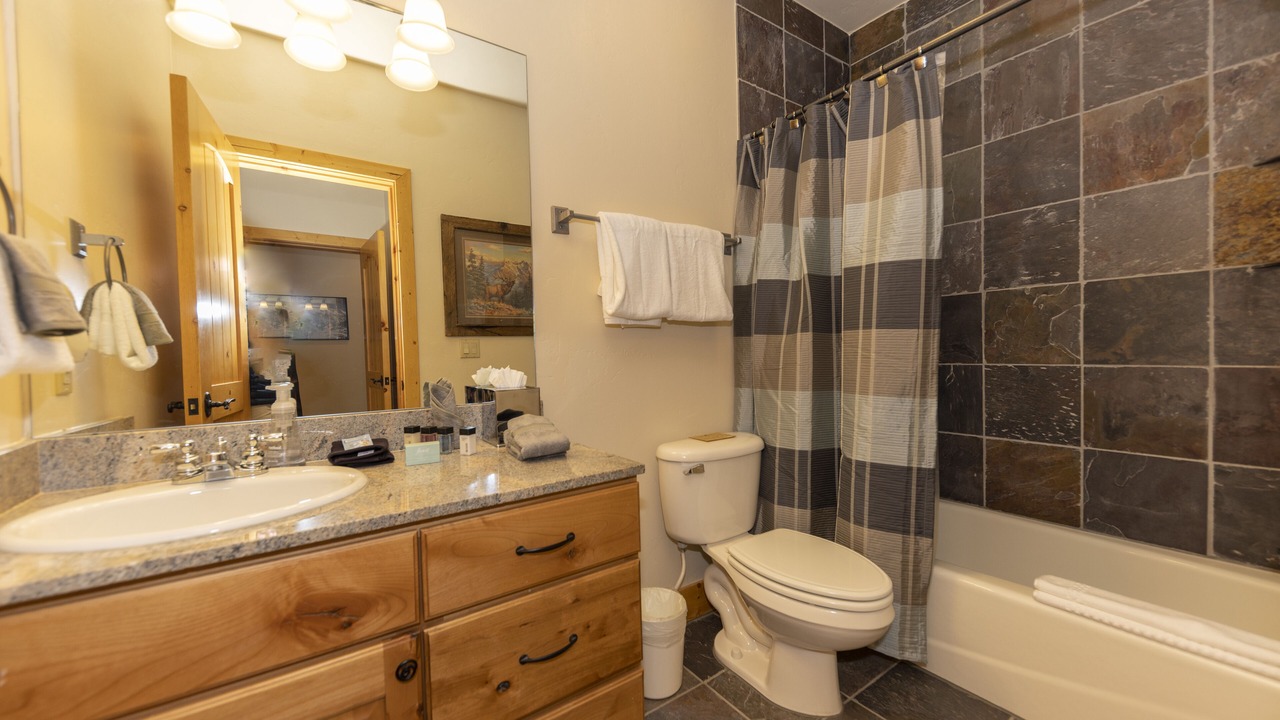 Photo of Bathroom in The Highlands