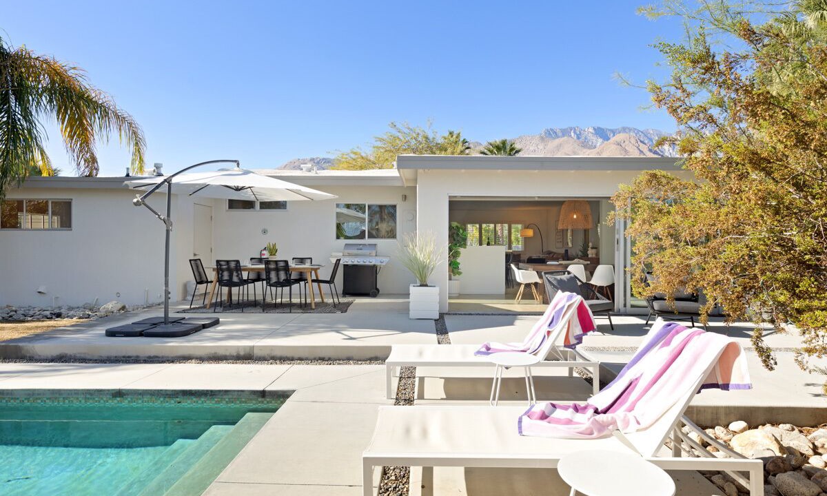 Photo of Outdoor in Little Tuscany