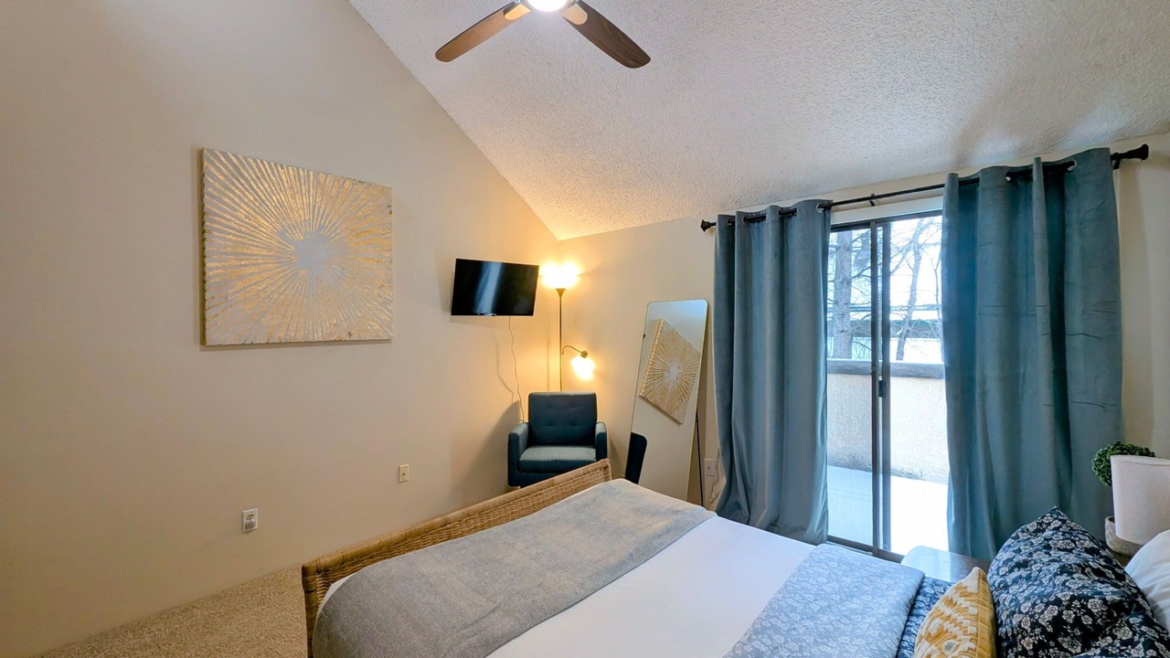 Photo of Bedroom in West Colorado Springs