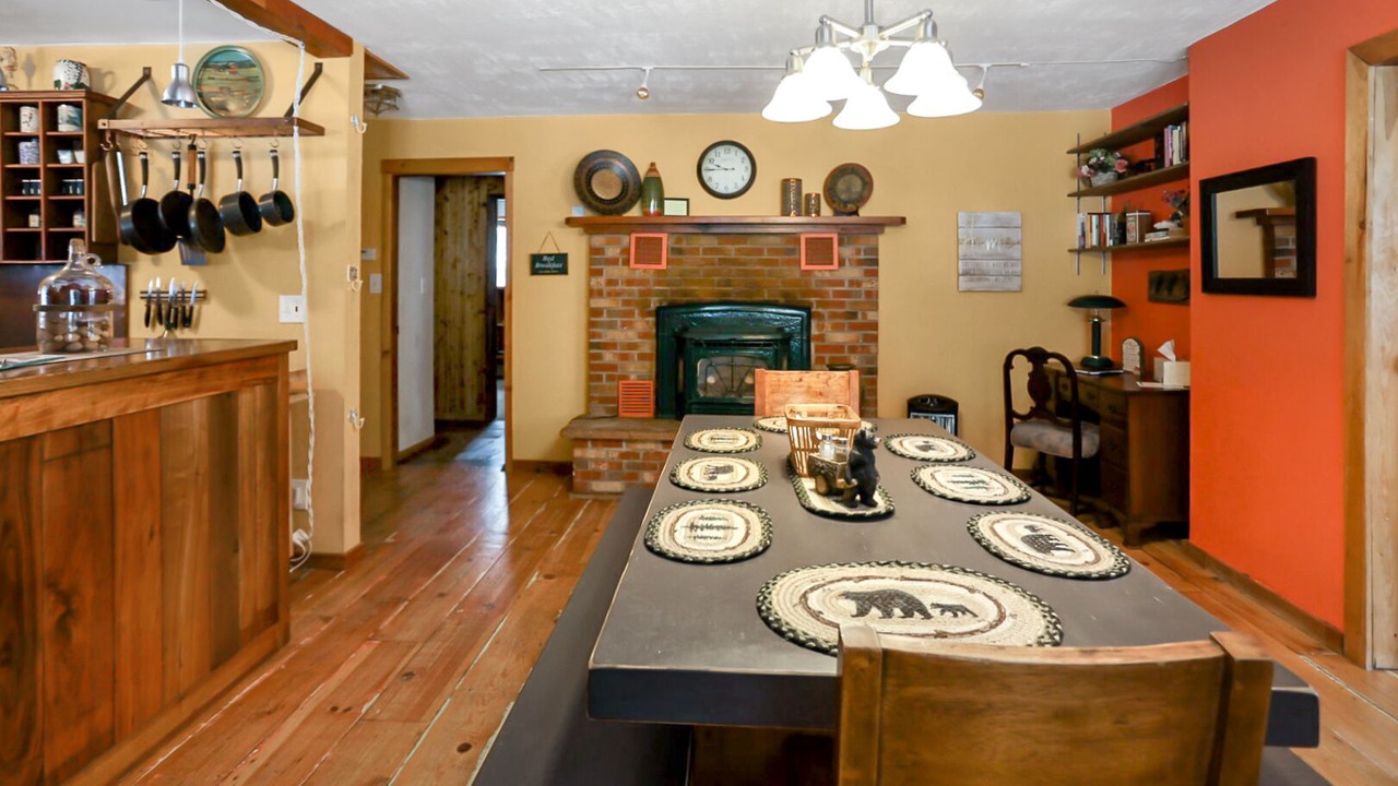Photo of Bedroom in Black Hawk
