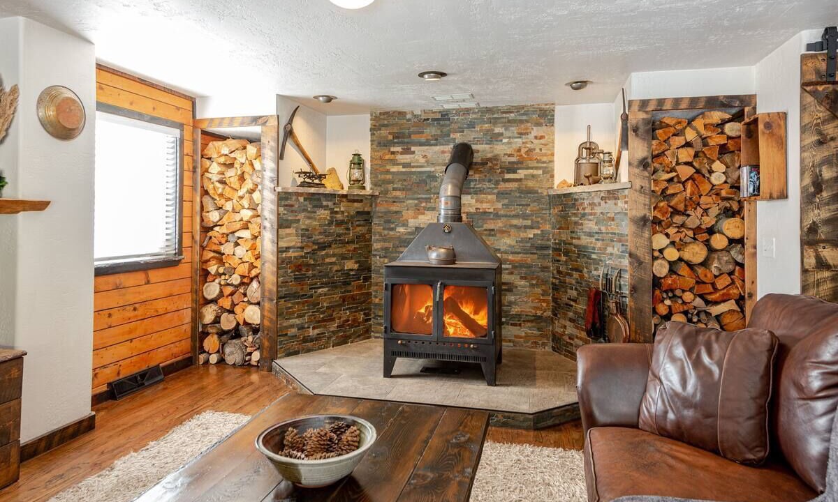 Photo of Bedroom in Black Hawk