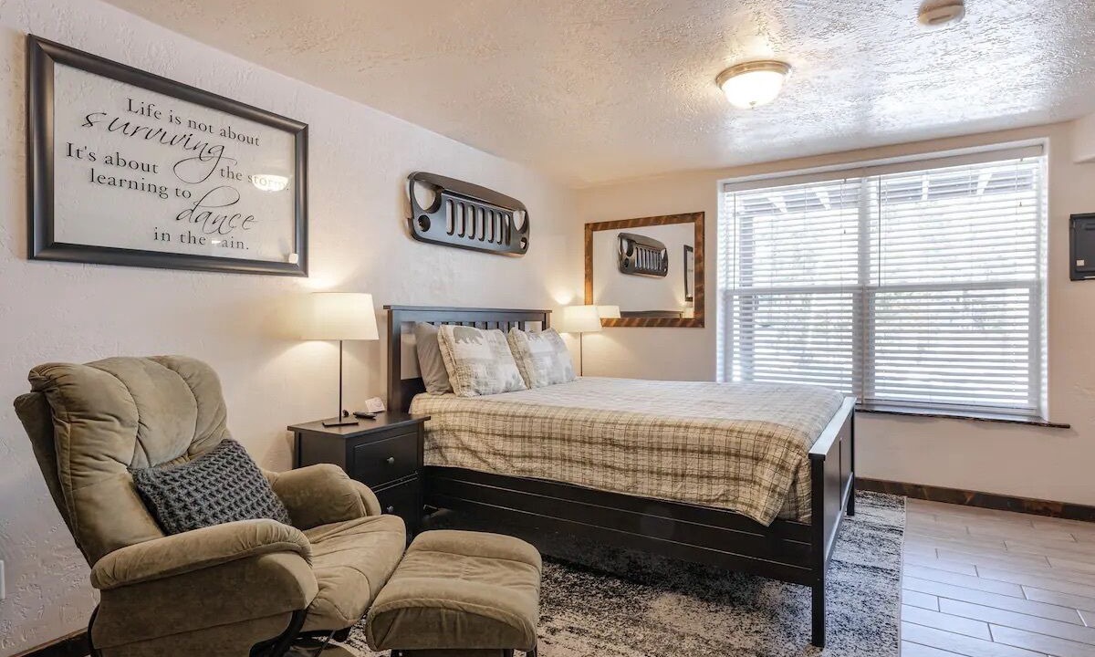 Photo of Bedroom in Black Hawk