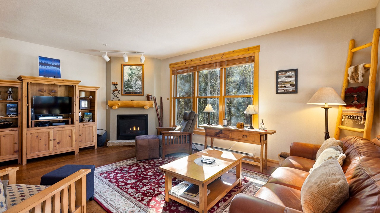 Photo of Livingroom in Keystone