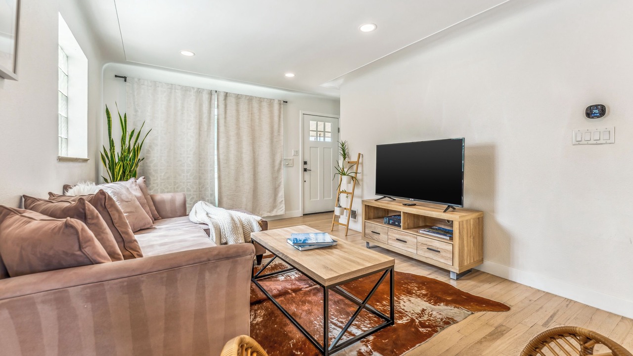 Photo of Livingroom in North Park Hill