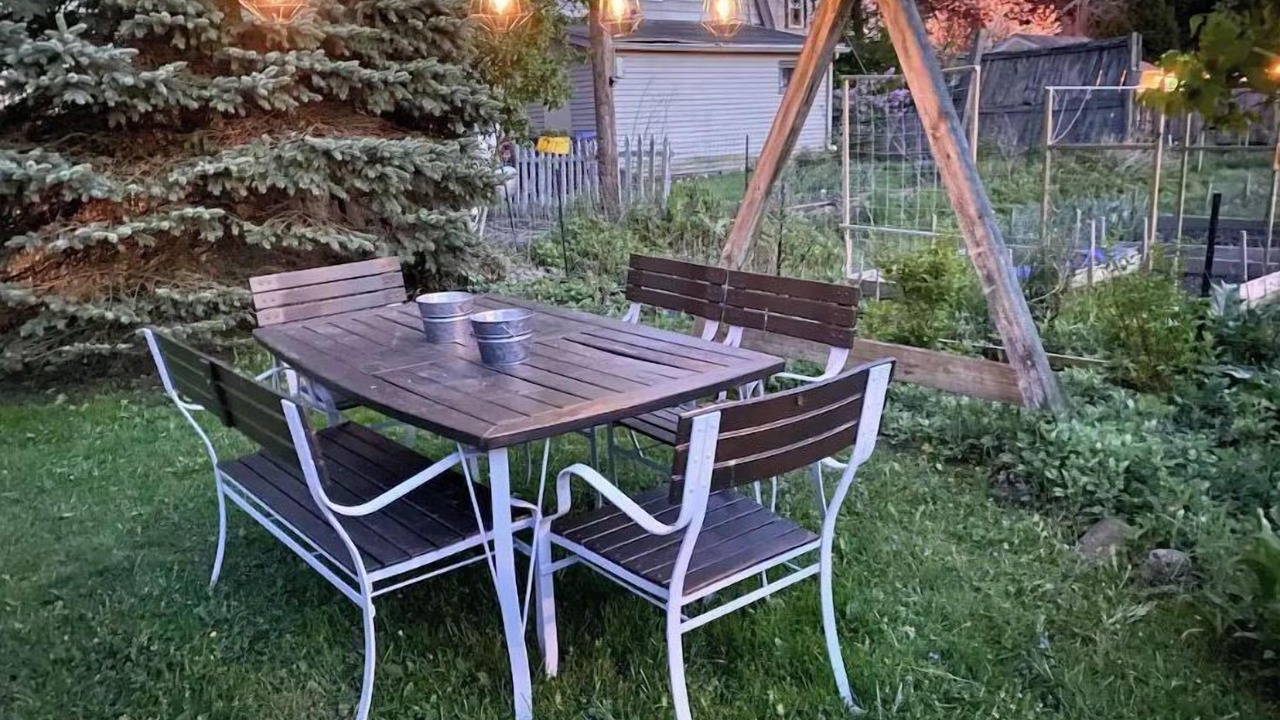 Photo of Outdoor in Highland Square