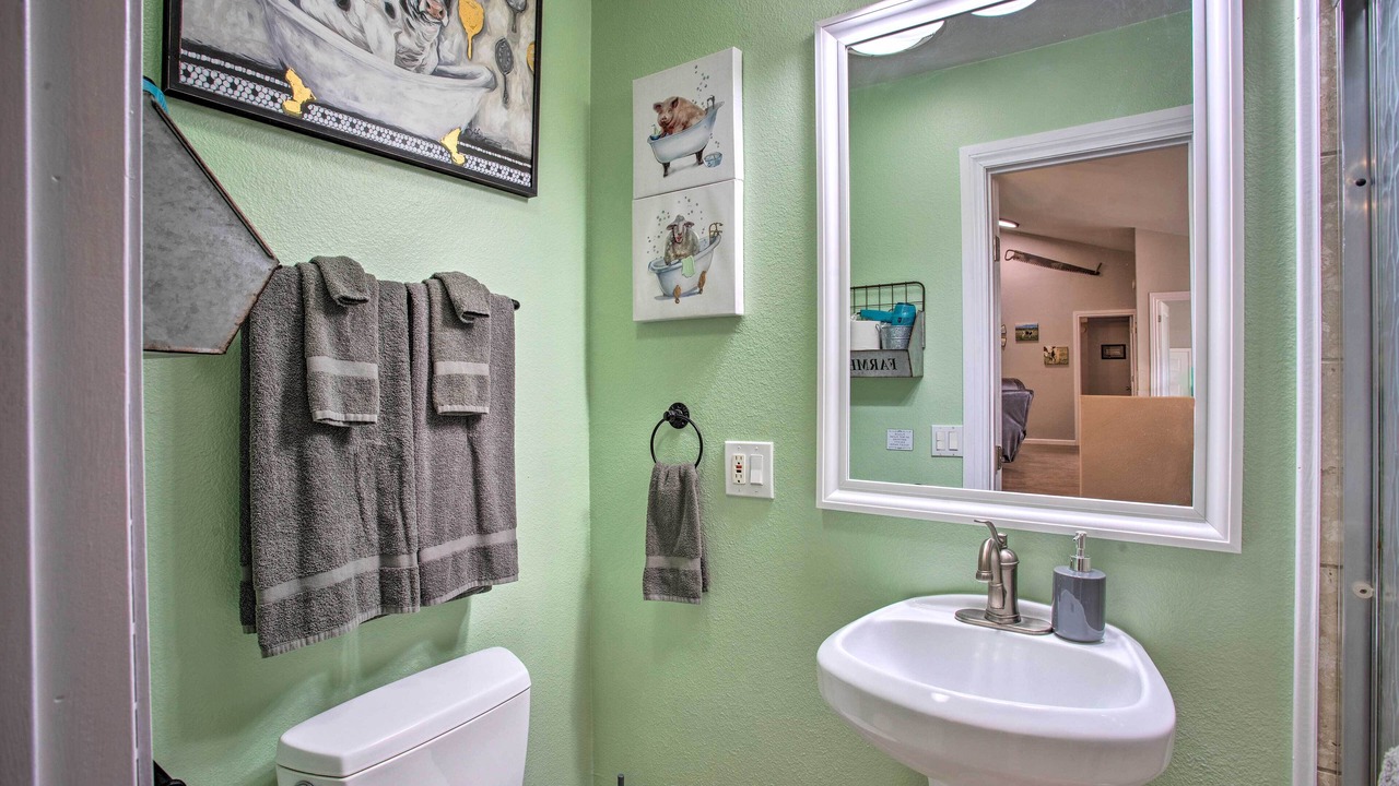 Photo of Bathroom in Fruitvale