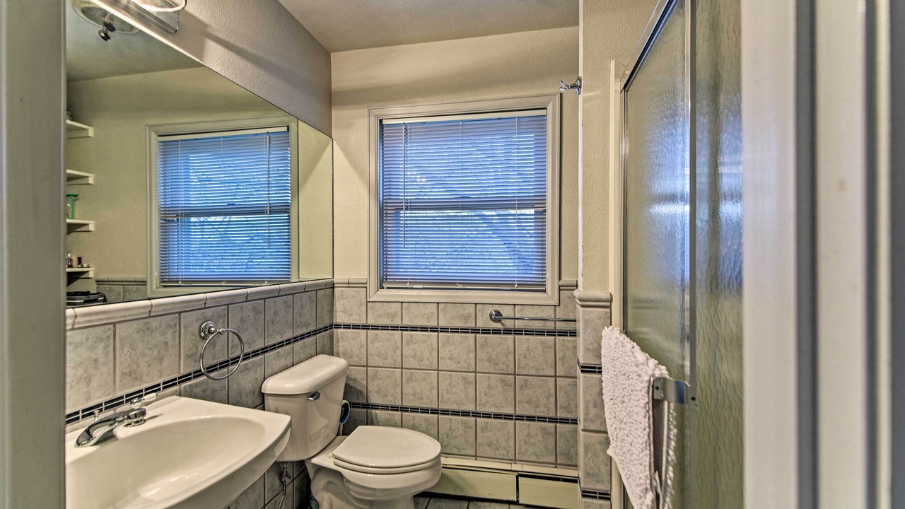 Photo of Bathroom in Central Boulder