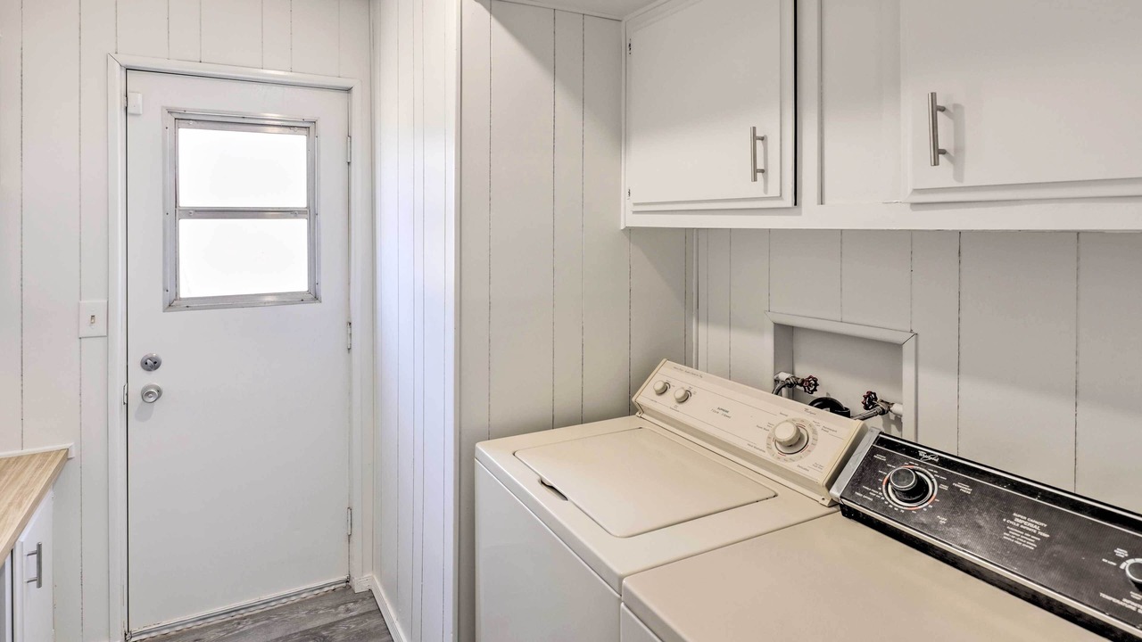 Photo of Bedroom in Holiday Shores