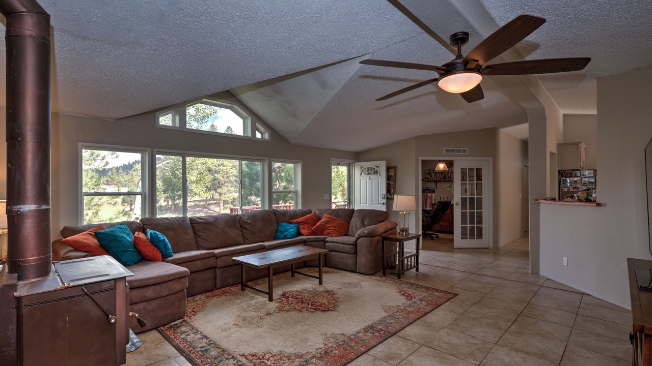 Photo of Livingroom in Florissant
