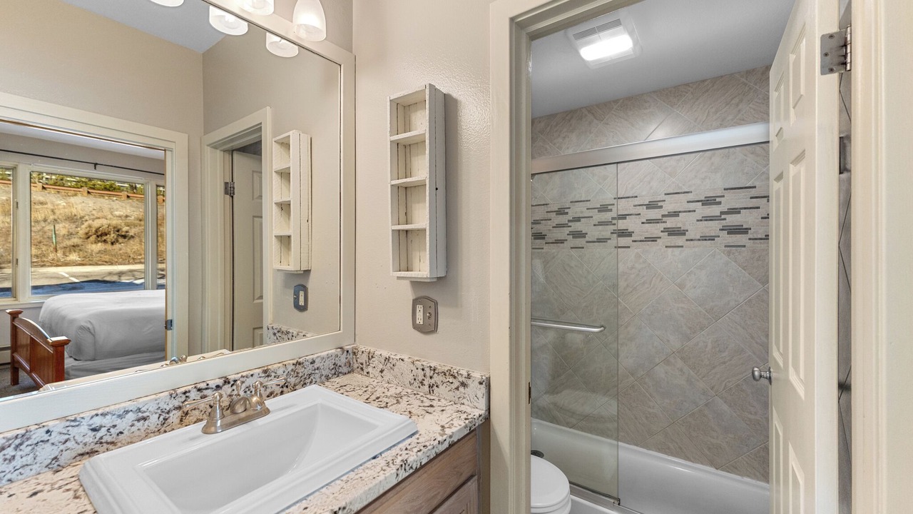 Photo of Bathroom in Lakeside Village