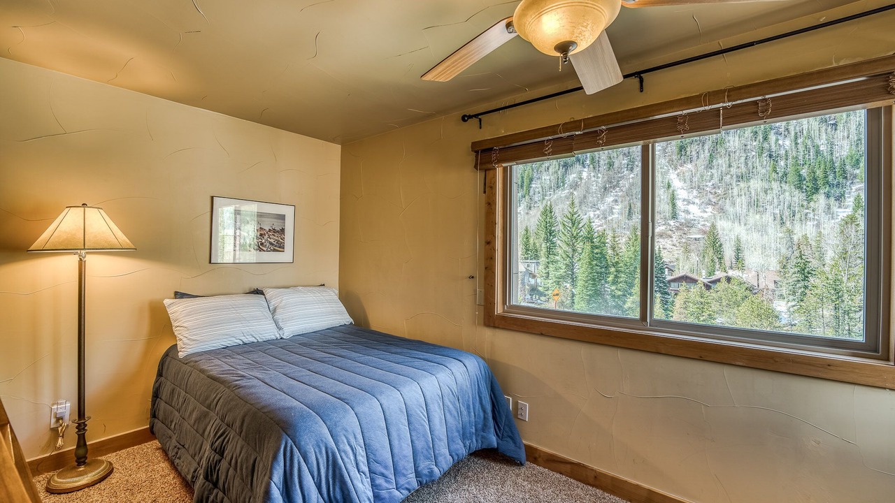 Photo of Bedroom in Vail