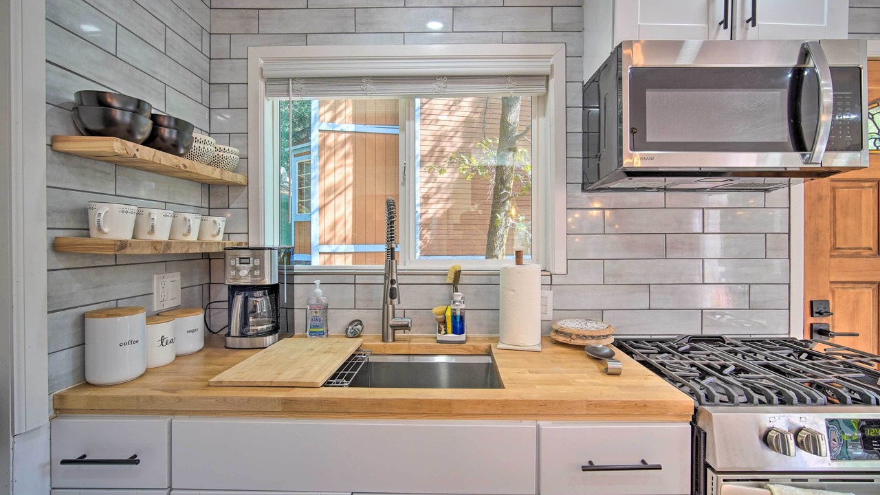Photo of Kitchen in Crestline