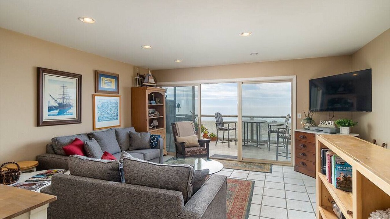 Photo of Livingroom in Cayucos