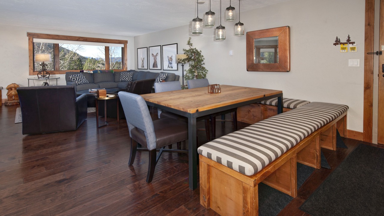 Photo of Bedroom in Mountain House