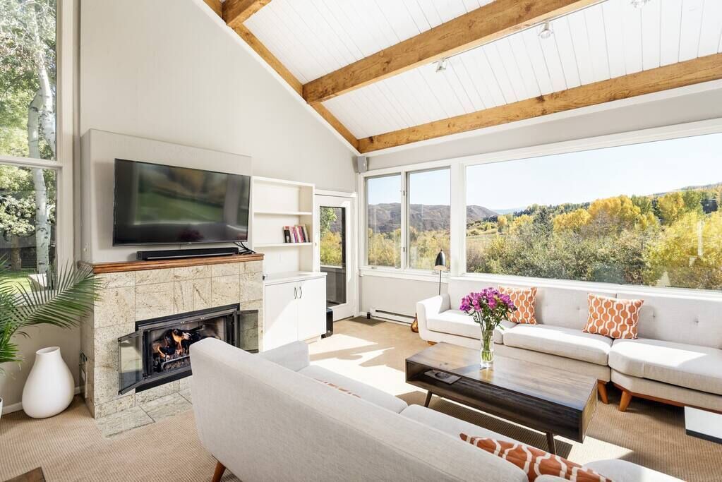 Photo of Livingroom in Snowmass Village