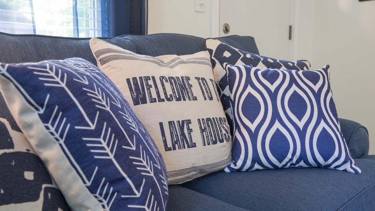 Photo of Livingroom in Huron