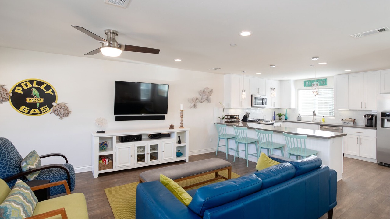 Photo of Livingroom in Downtown