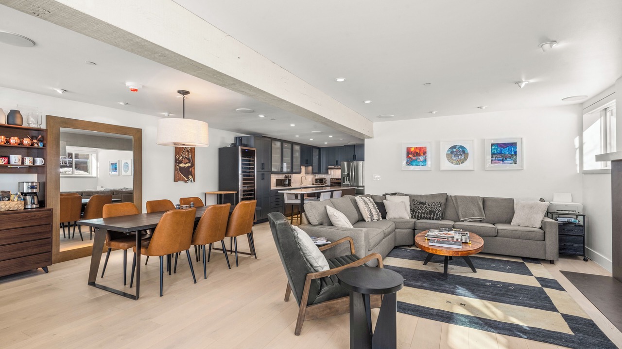Photo of Livingroom in West End
