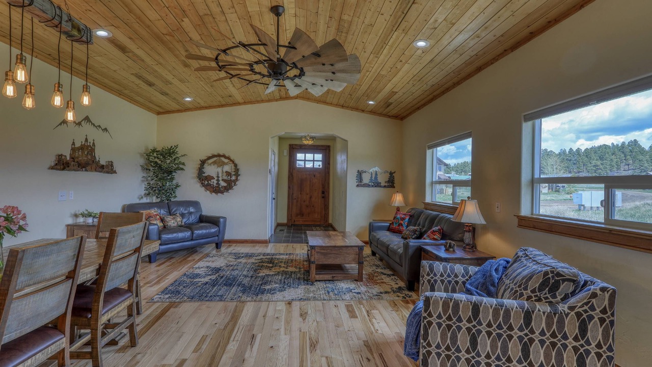 Photo of Livingroom in Pagosa Springs