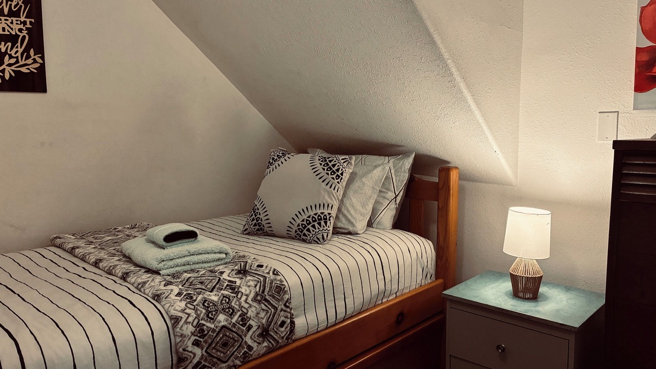 Photo of Bedroom in Crestline