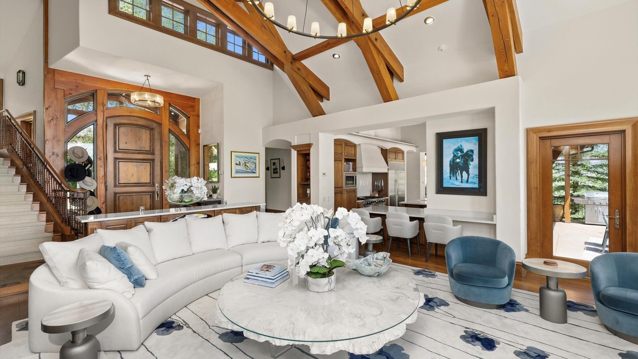 Photo of Livingroom in Snowmass Village
