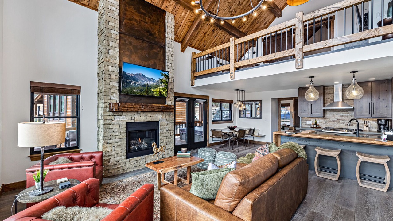 Photo of Livingroom in Estes Park