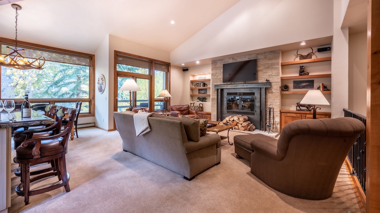 Photo of Livingroom in Vail
