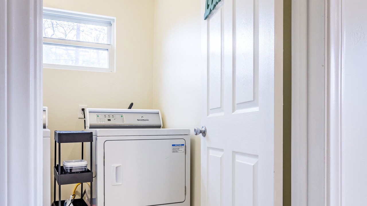 Photo of Bedroom in Downtown Riverside