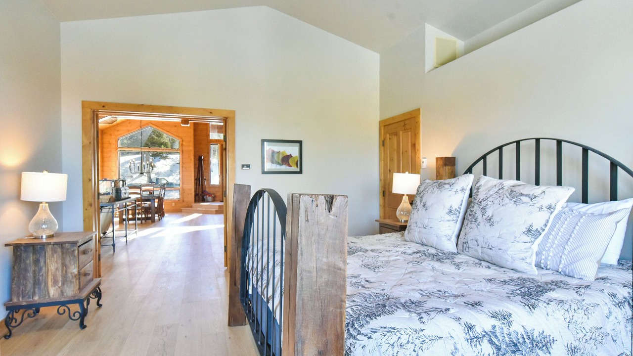 Photo of Bedroom in Warrior's Mark West