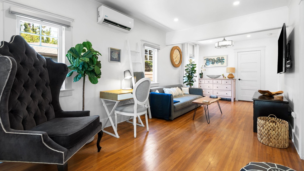 Photo of Livingroom in Carlson Park