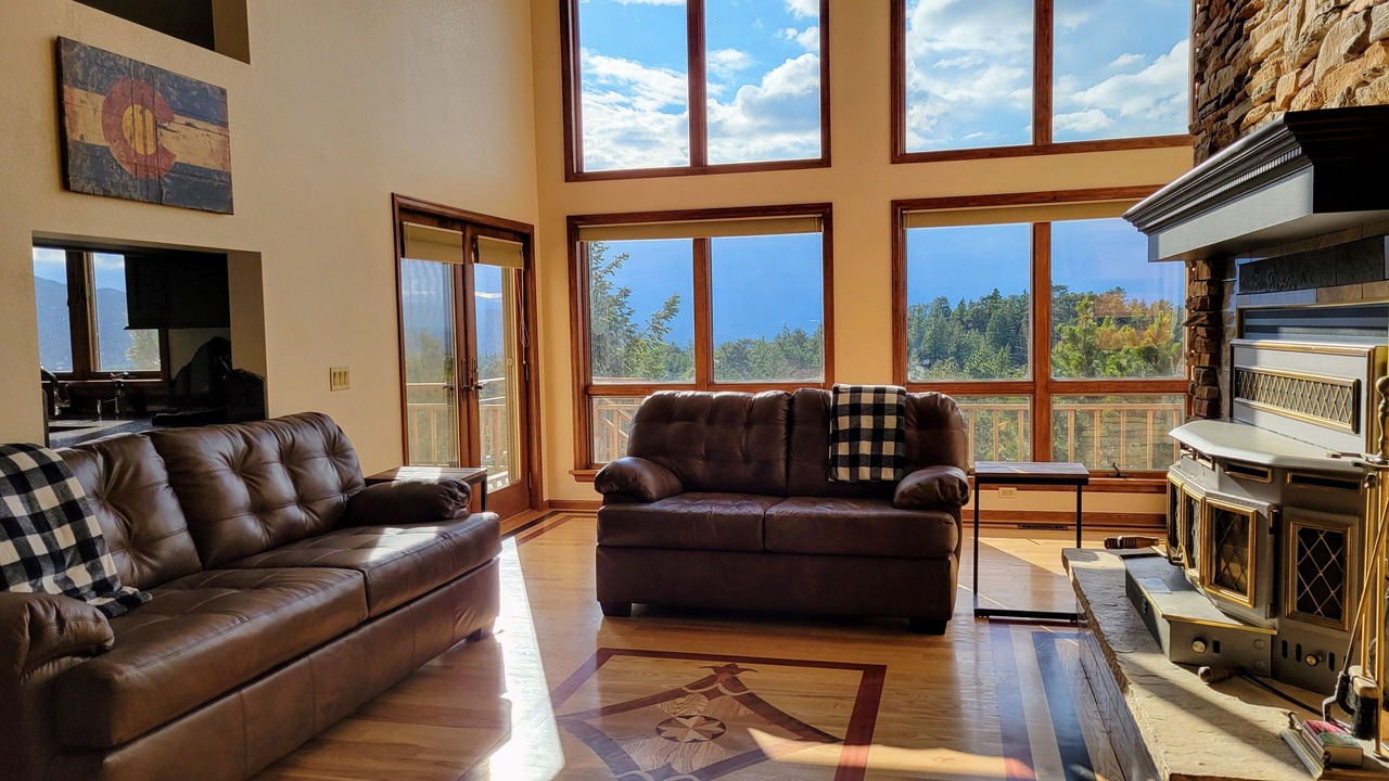 Photo of Bedroom in Coal Creek Canyon