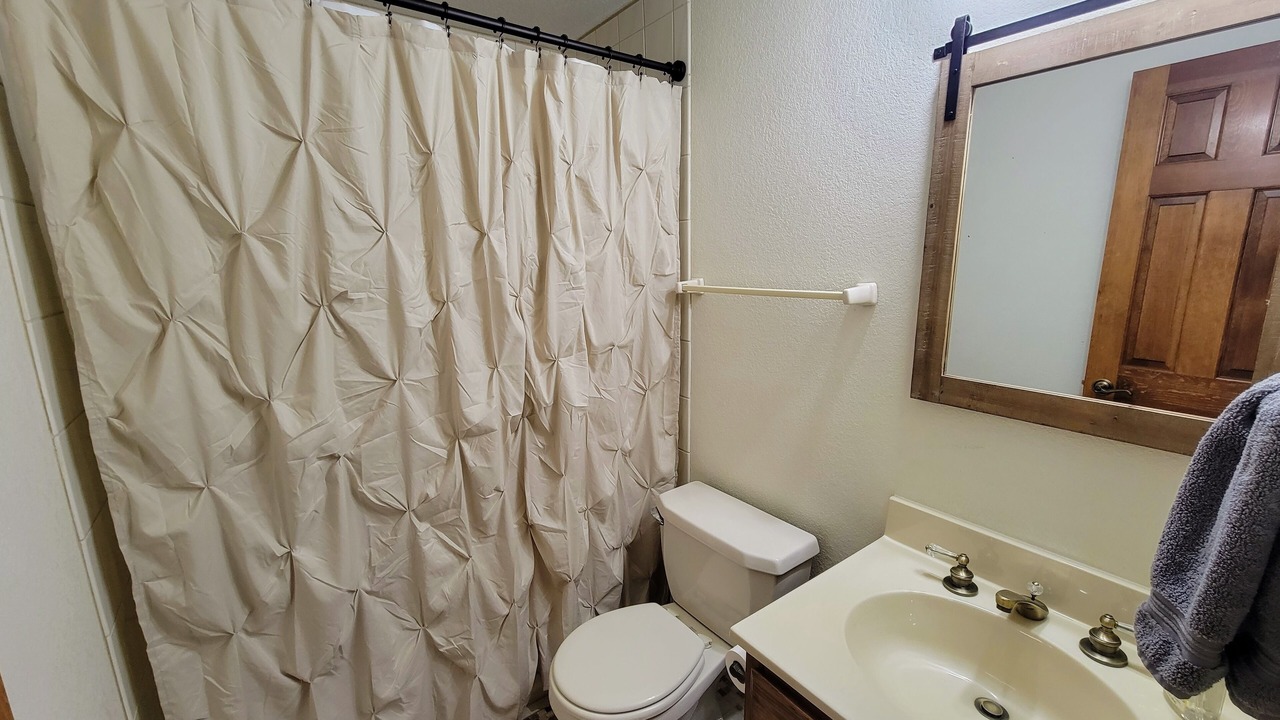 Photo of Bathroom in Coal Creek Canyon