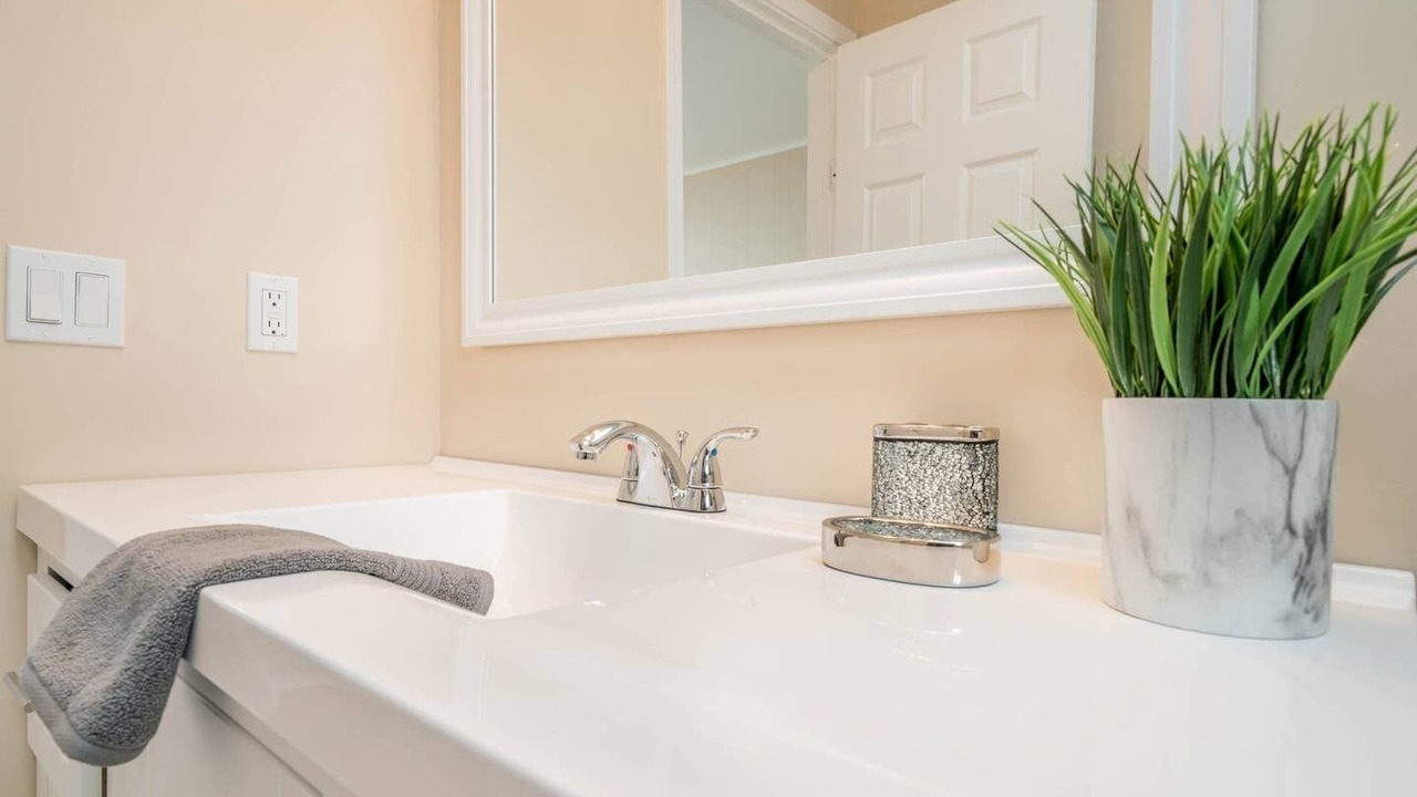 Photo of Bathroom in Cameron Hills