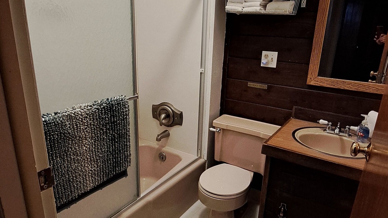 Photo of Bathroom in Grand Lake