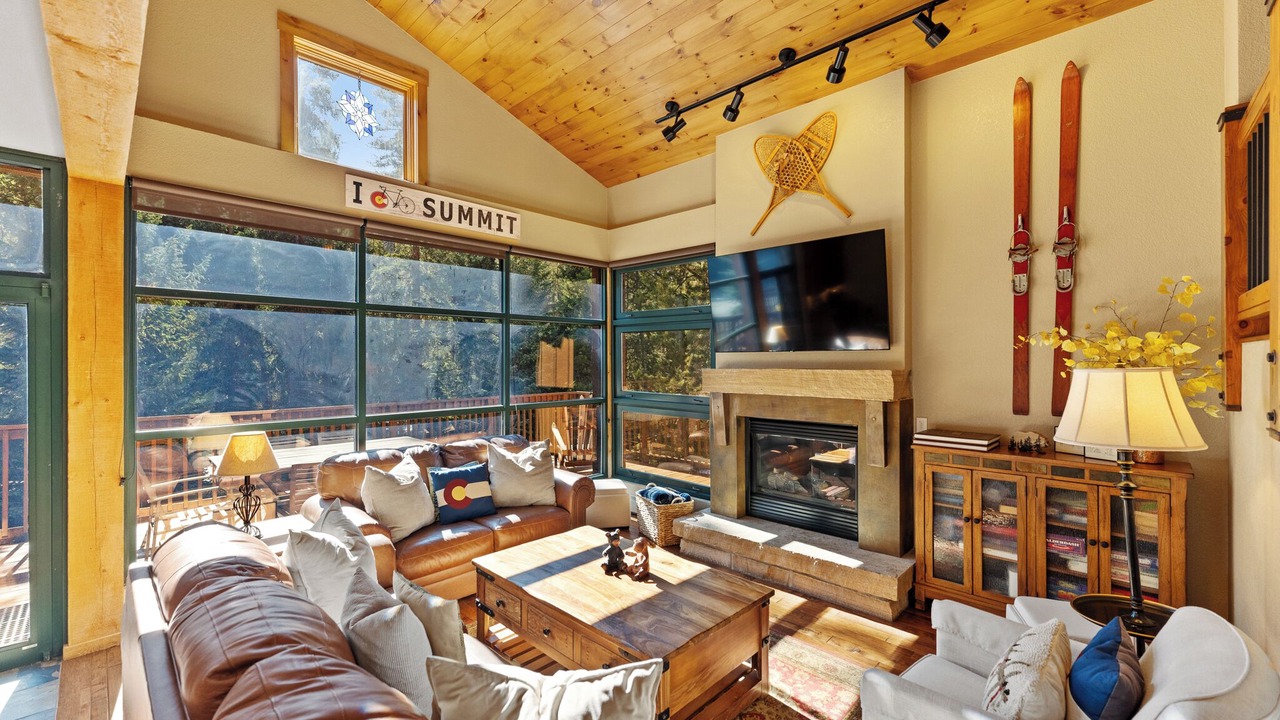 Photo of Livingroom in Keystone