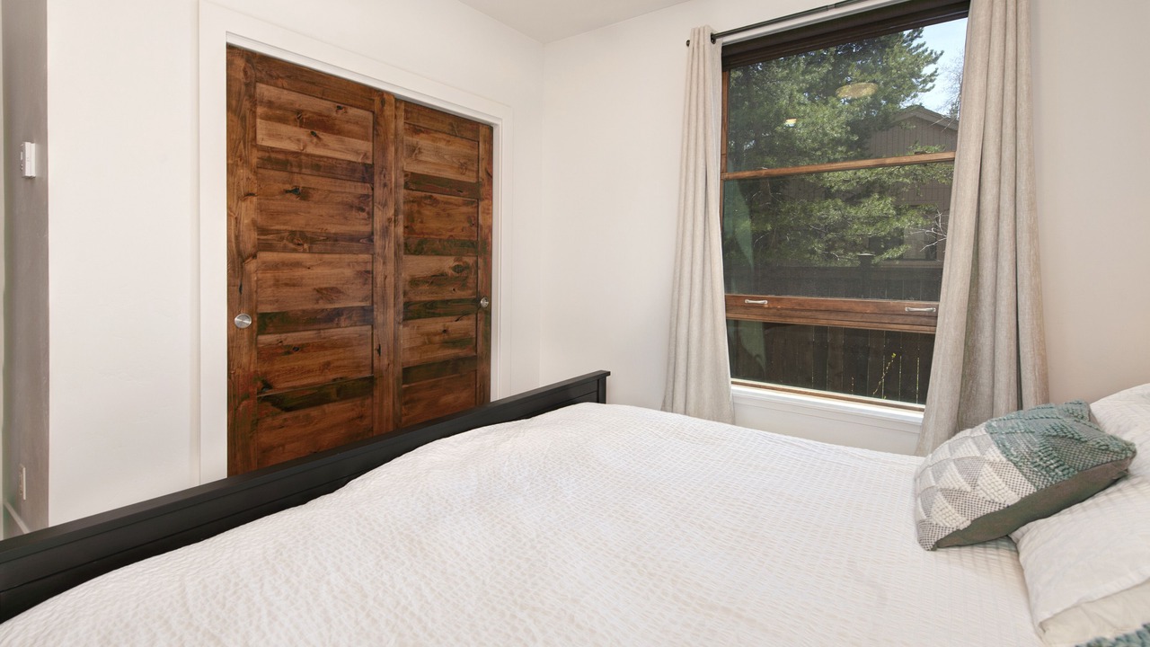 Photo of Bedroom in Silverthorne