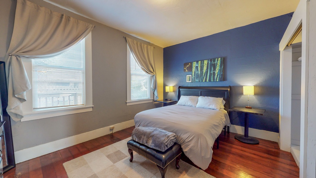 Photo of Bedroom in Eureka
