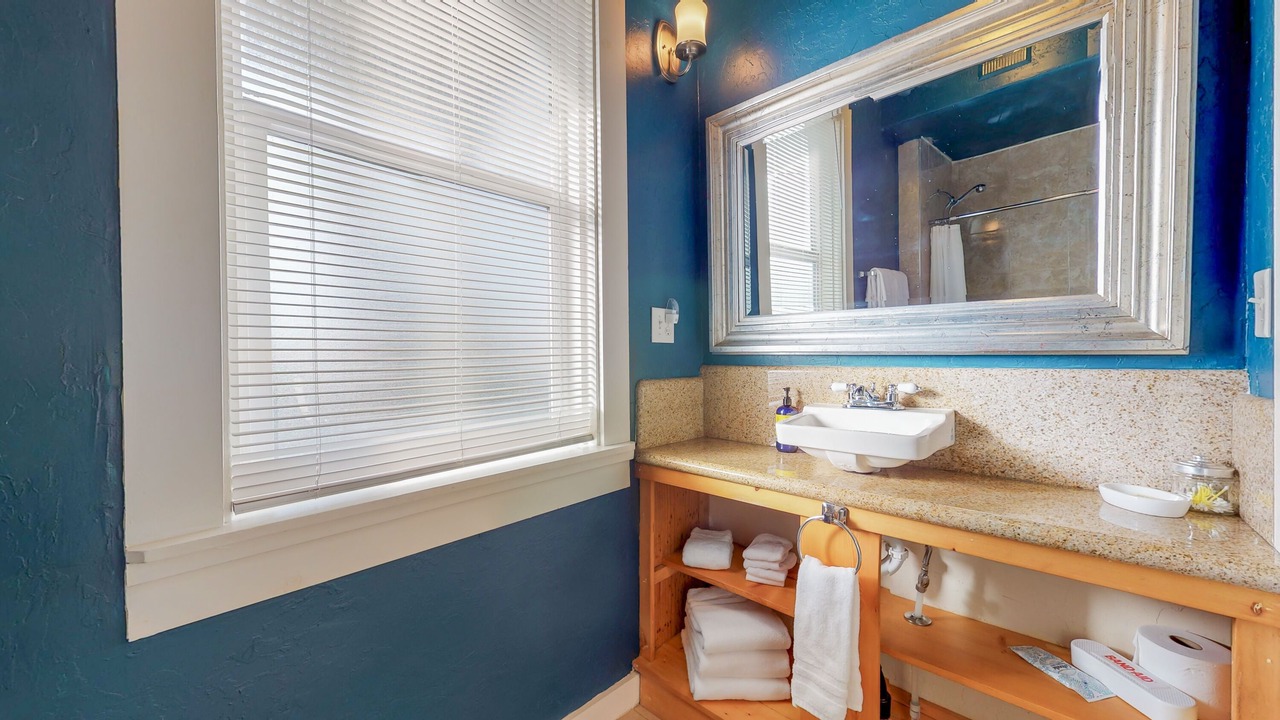 Photo of Bathroom in Eureka