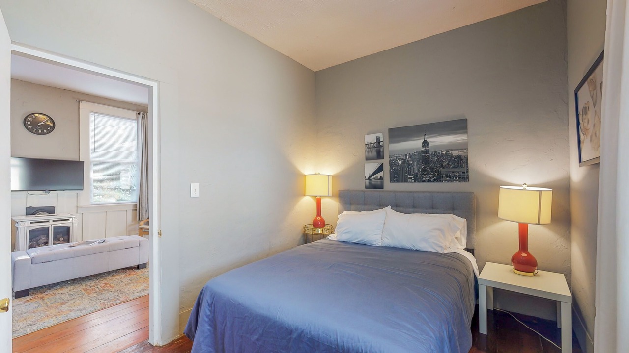 Photo of Bedroom in Eureka