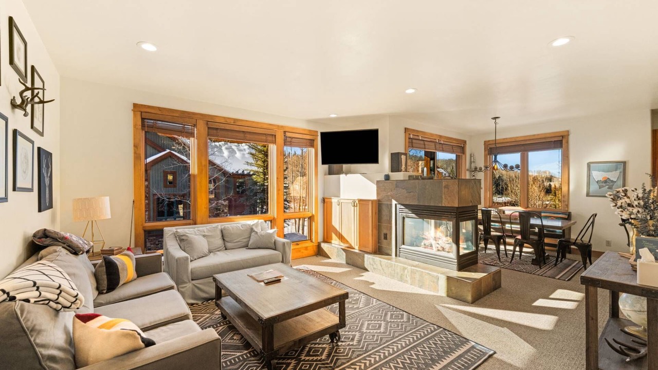 Photo of Livingroom in Mountain Village