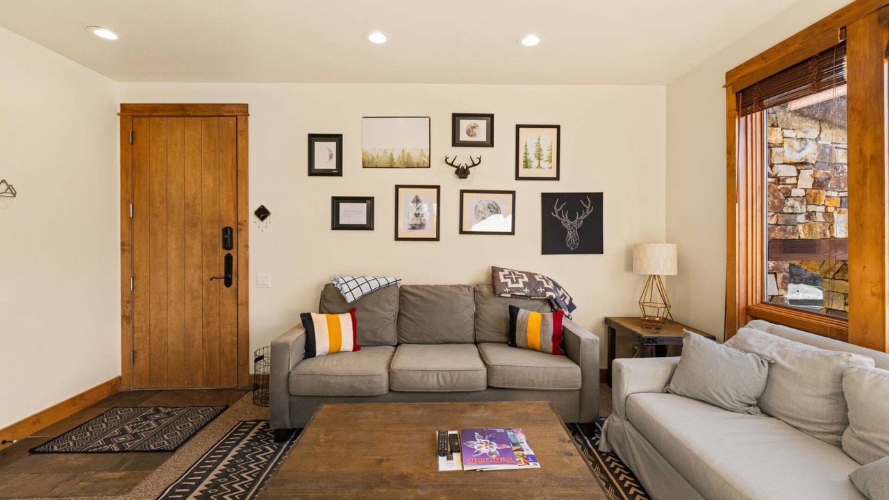 Photo of Livingroom in Mountain Village