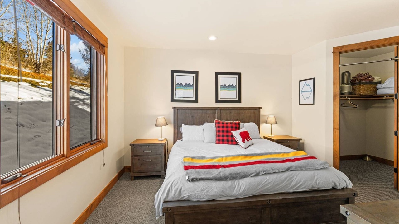 Photo of Bedroom in Mountain Village
