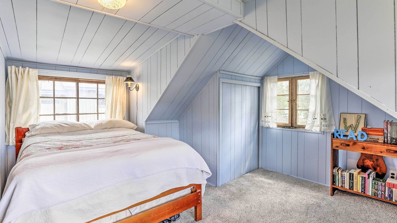 Photo of Bedroom in Grand Lake