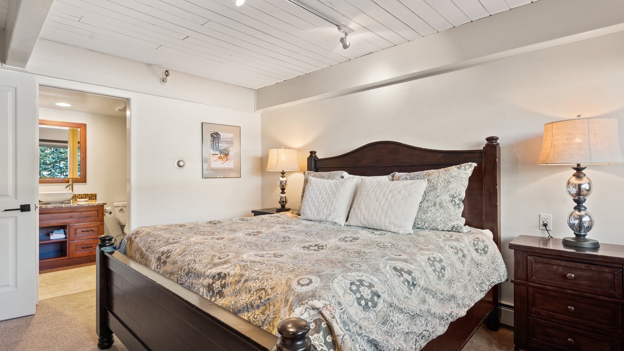 Photo of Bedroom in Snowmass Village