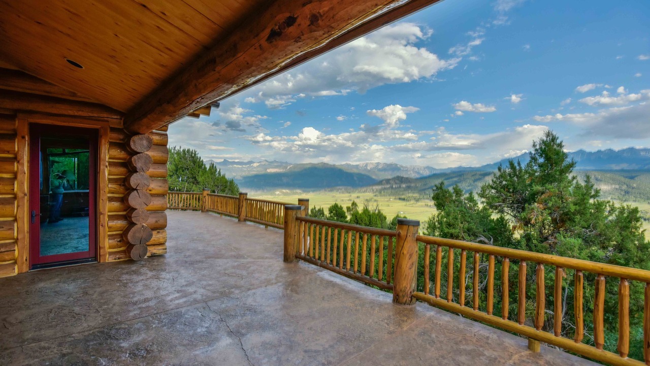 Photo of Patio Balcony in Pleasant Valley