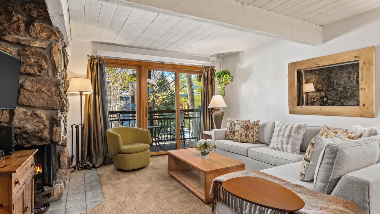 Photo of Livingroom in Aspen