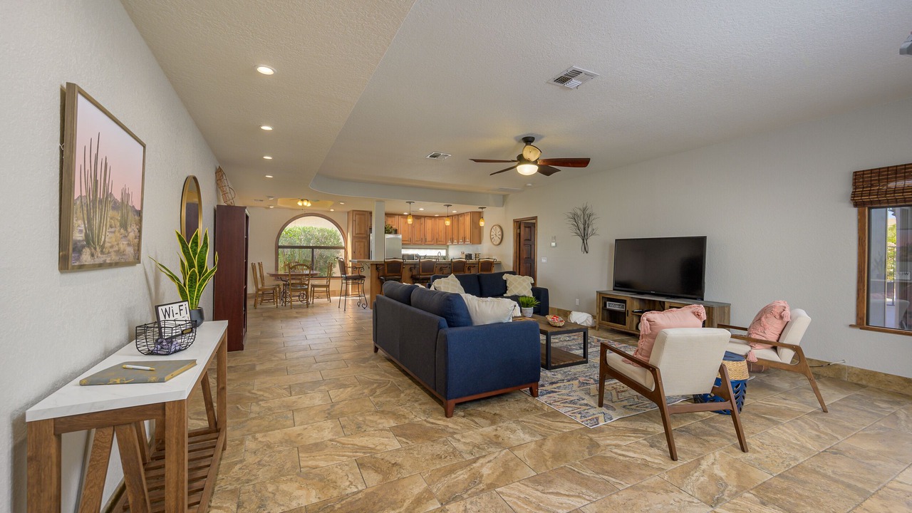 Photo of Livingroom in Bullhead City